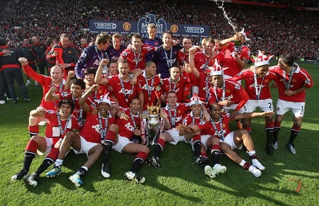 在他的领导 在他的领导